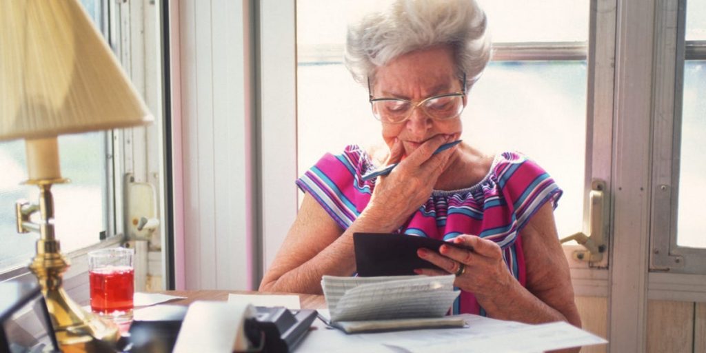 3 Signs a Financial Planner Says to Watch for With Your Parents' Money