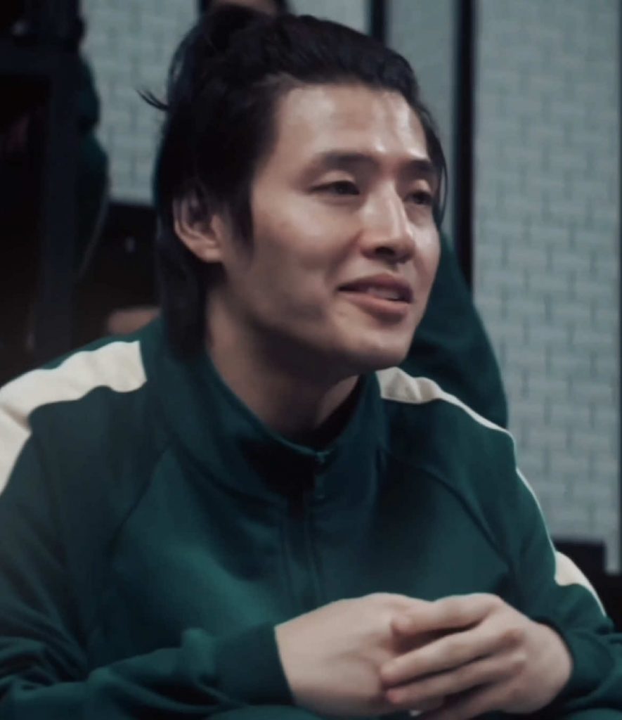 @angelhisu HES SO FUNNYYY he’s definitely my fav character  #squidgame #squidgam...