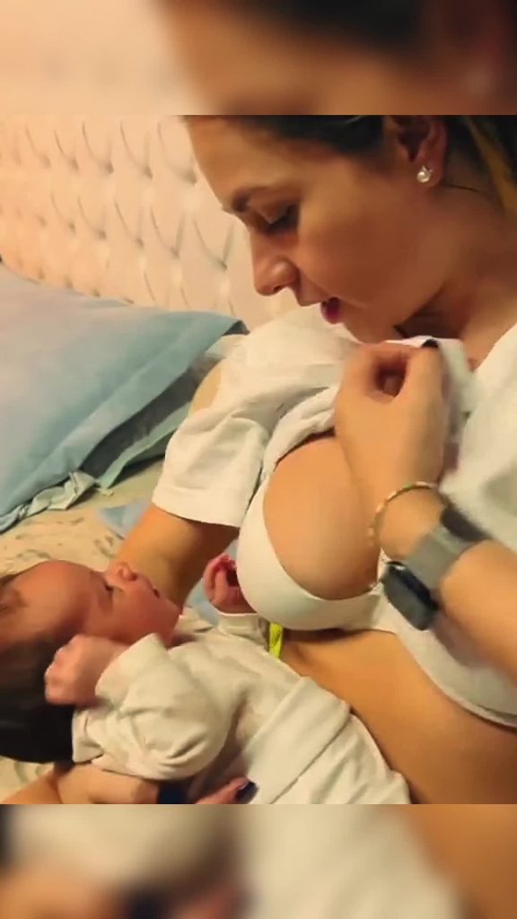 @hopeless_cores7 Mama Breasfeed Milk Baby #breastfeeding #momsbaby #momslove #ba...