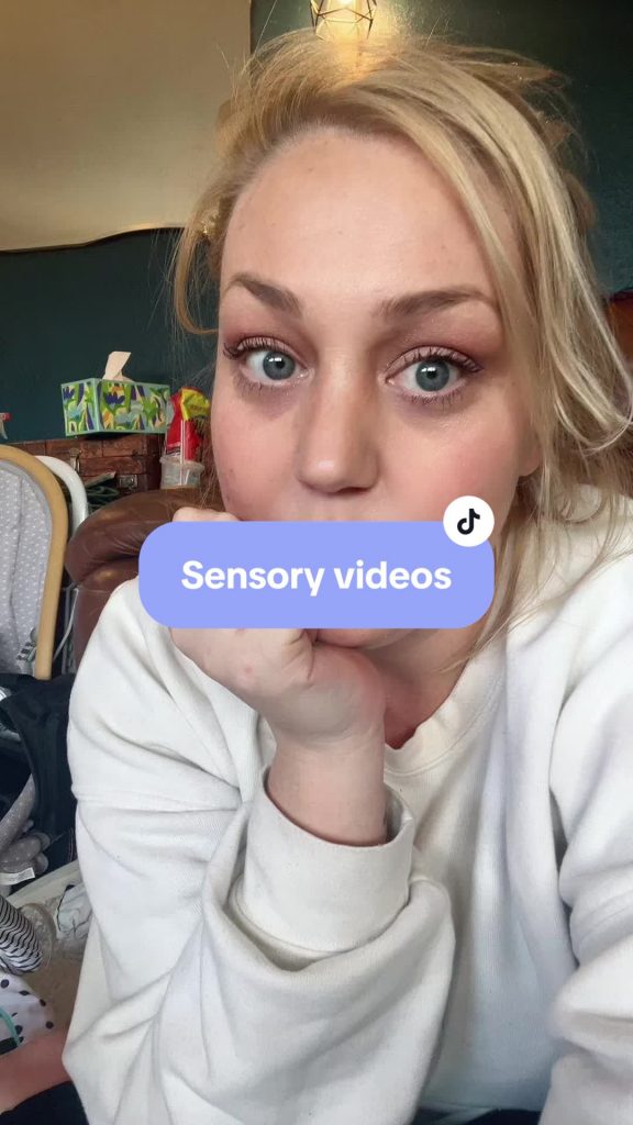 @lauren_bertt It’s magic #sensory #baby #bigsisteradvice #momsoftiktok #dancingf...