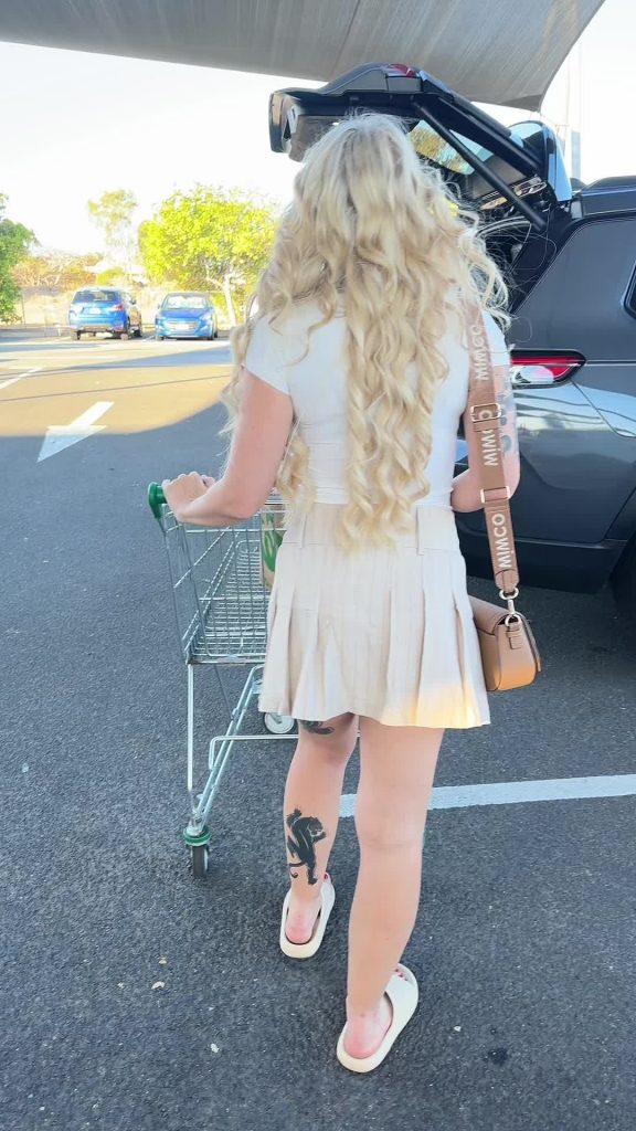 @spicyashx Hey mom  ...