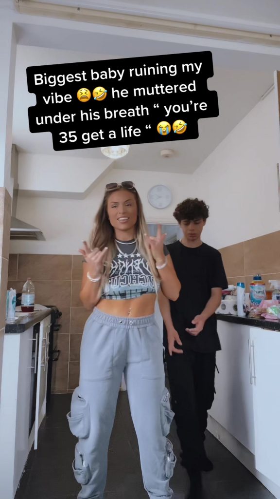 @tessgiddingsx He knows im a cool mom really  #fyp #foryou #mumandson #momlife #...