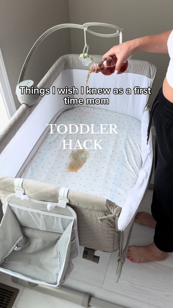 @yana_mom_ Mom hack that helped me Use double disposable changing pads and doubl...