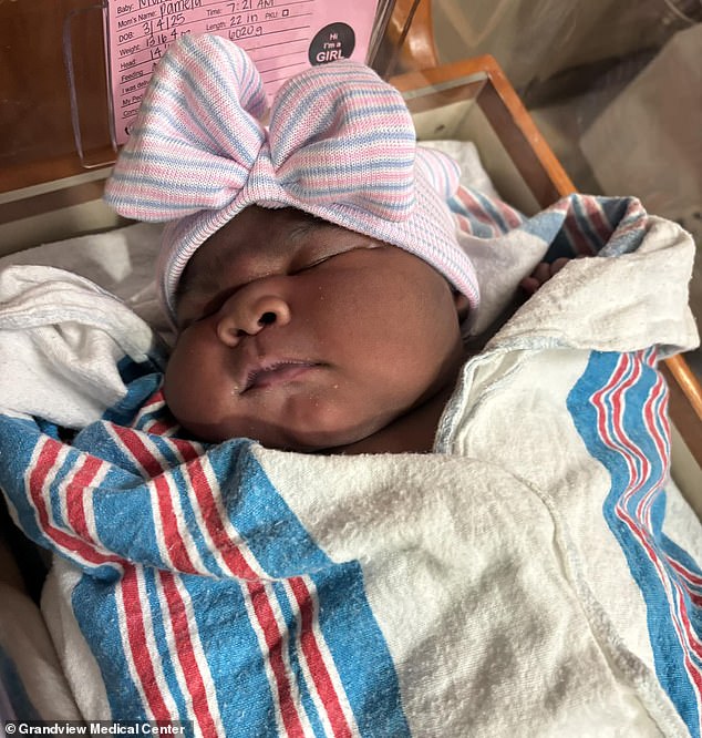 Alabama mother shocked after giving birth to ENORMOUS baby girl