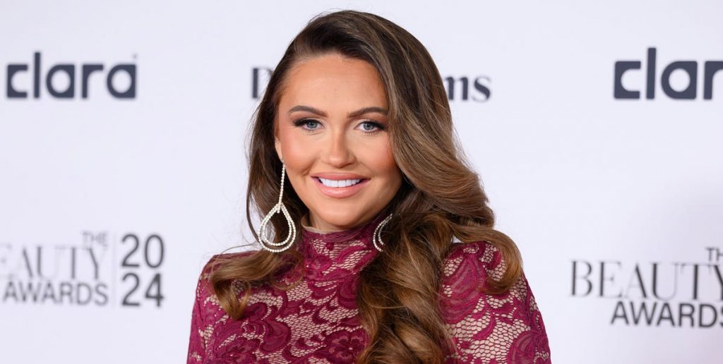 Charlotte Dawson announces "fashionably late" birth of baby girl and shares sweet pics