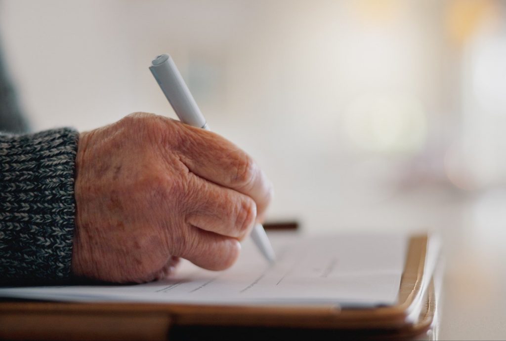 Daughter faked will by guiding dying mother’s hand, court rules