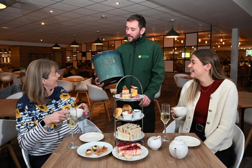 Garden centre offers hands-on Mother's Day experience