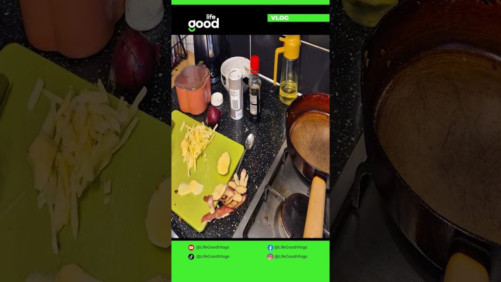 Iftari Ki Tayari | Mazedar Pakoray | Pakistani Vlogger Mom in UK