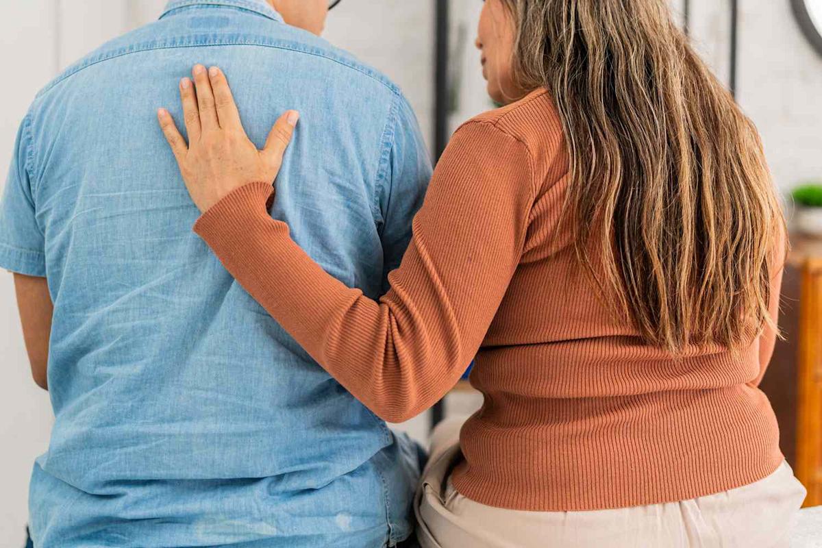 Man Decides to Cut Off His Mother After She Texts Him Asking to 'Reconsider' the Name for His First Daughter