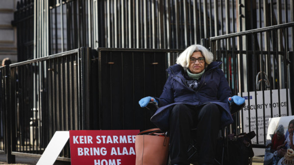 Mother of Alaa Abdel-Fattah eases hunger strike amid 'hope'