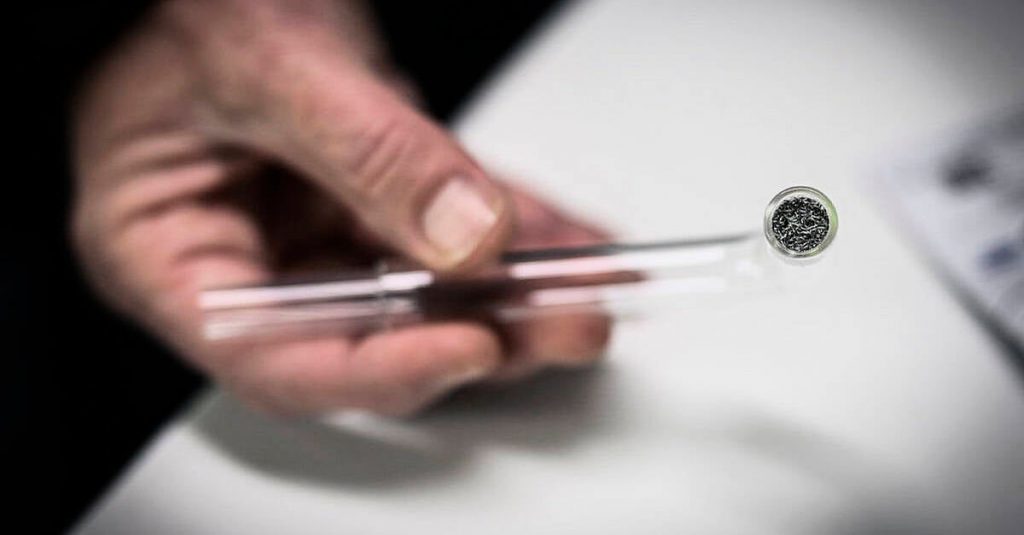 Mother smoked crack at home while her three year old was present