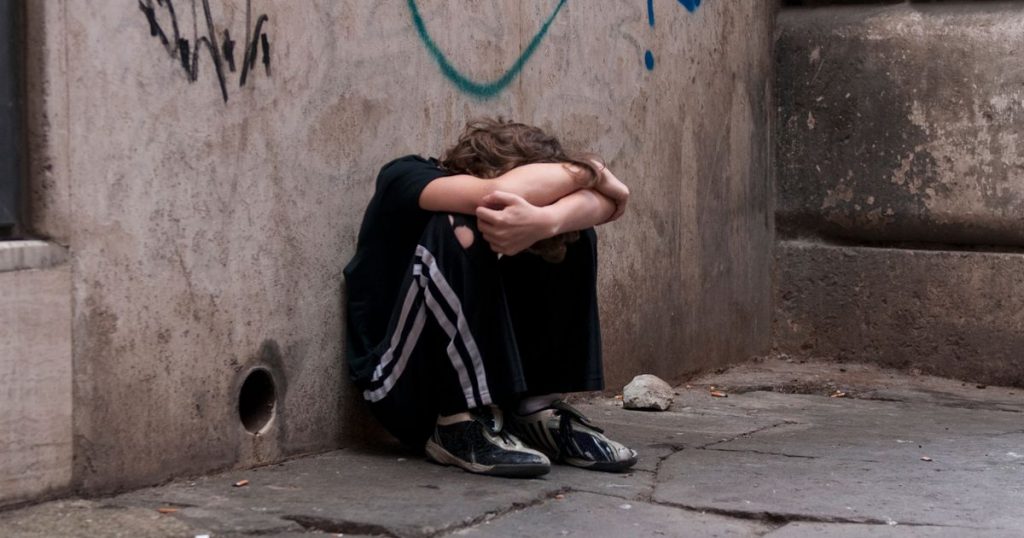 One in 10 parents in poverty say their child has been bullied for being poor