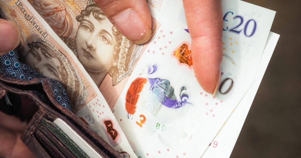 Pension warning to parents who risk losing out on £33,000