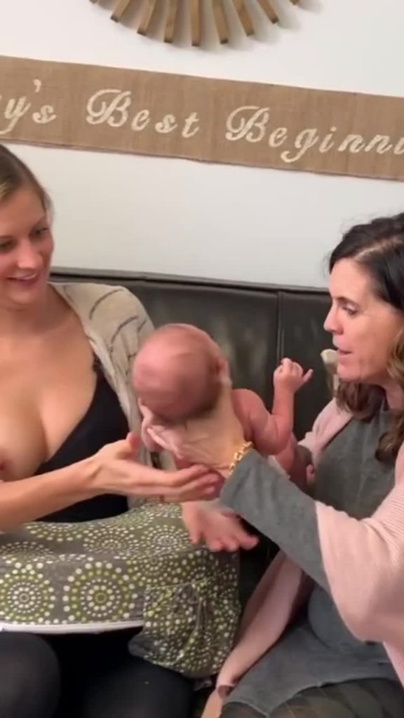 @haven.garden8 Momfeed #momfeedingbaby #momfeed #breastfeeding #feeding #feeding...