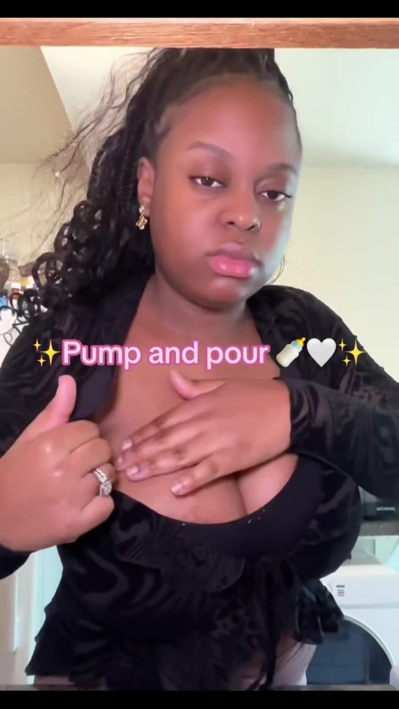 @andrealove054 Pump and pour. I pumped 32 ounces, I am using baby Buddha 2.0 use...