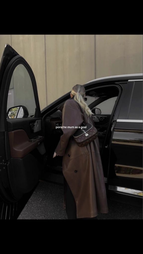 @annaa.katharinaaa #porsche #porsche911 #porschegt3rs #918spyder #911gt3  #goal ...