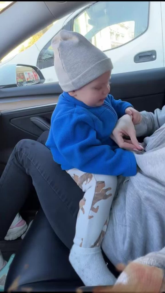 @breastfeedinmoms #duet with @M I L A #cutebaby where's the milk #breastfeeding ...