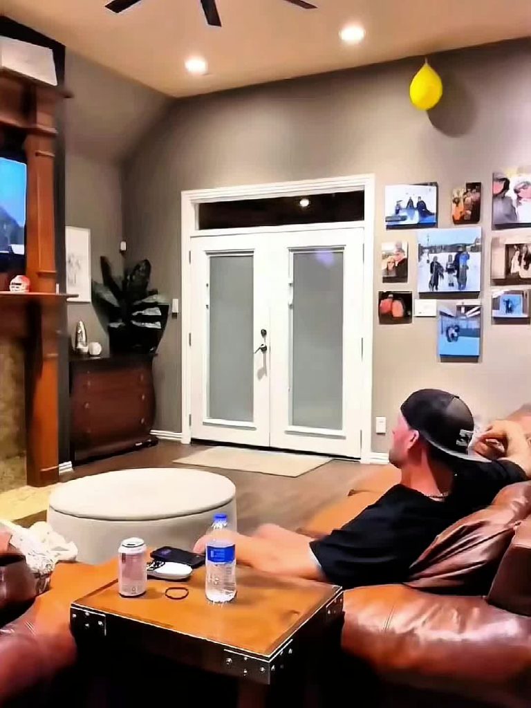 @funny_family_prank Funny prank family#funn #familyfun #prankvideo #ohmygod #sne...