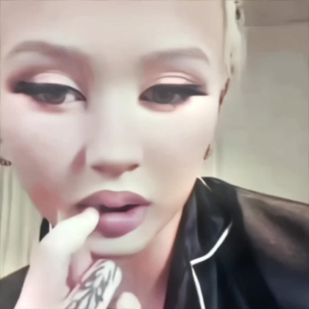 @sofia.mrgx Its funny how alabama thinks that someone want her lip combo  #bhadb...