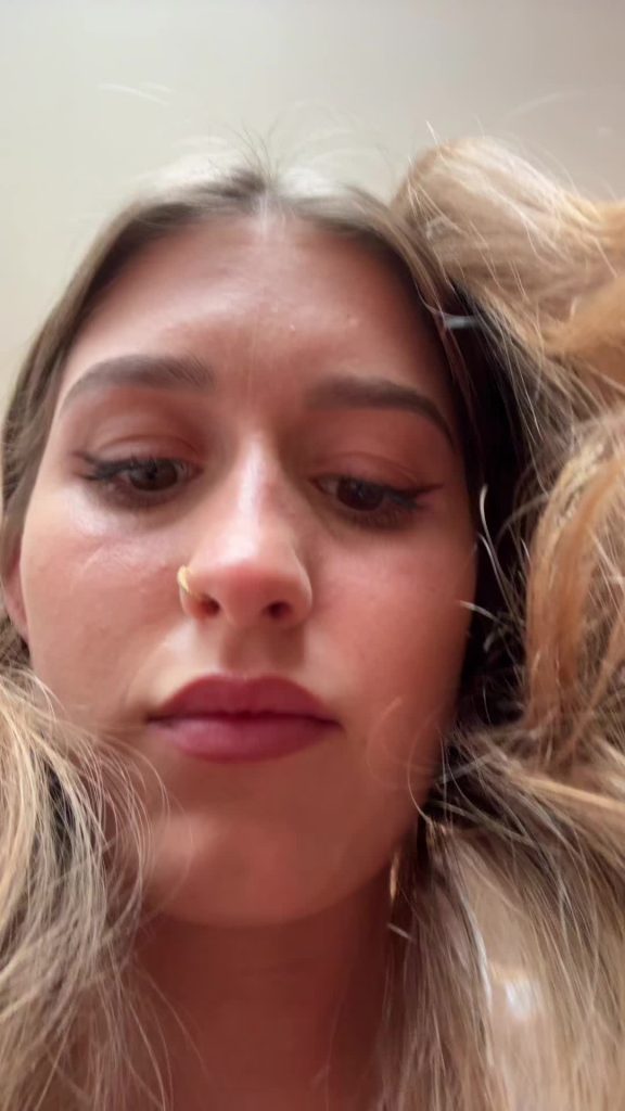 @zoerhodepriv Mommy loves you  ...