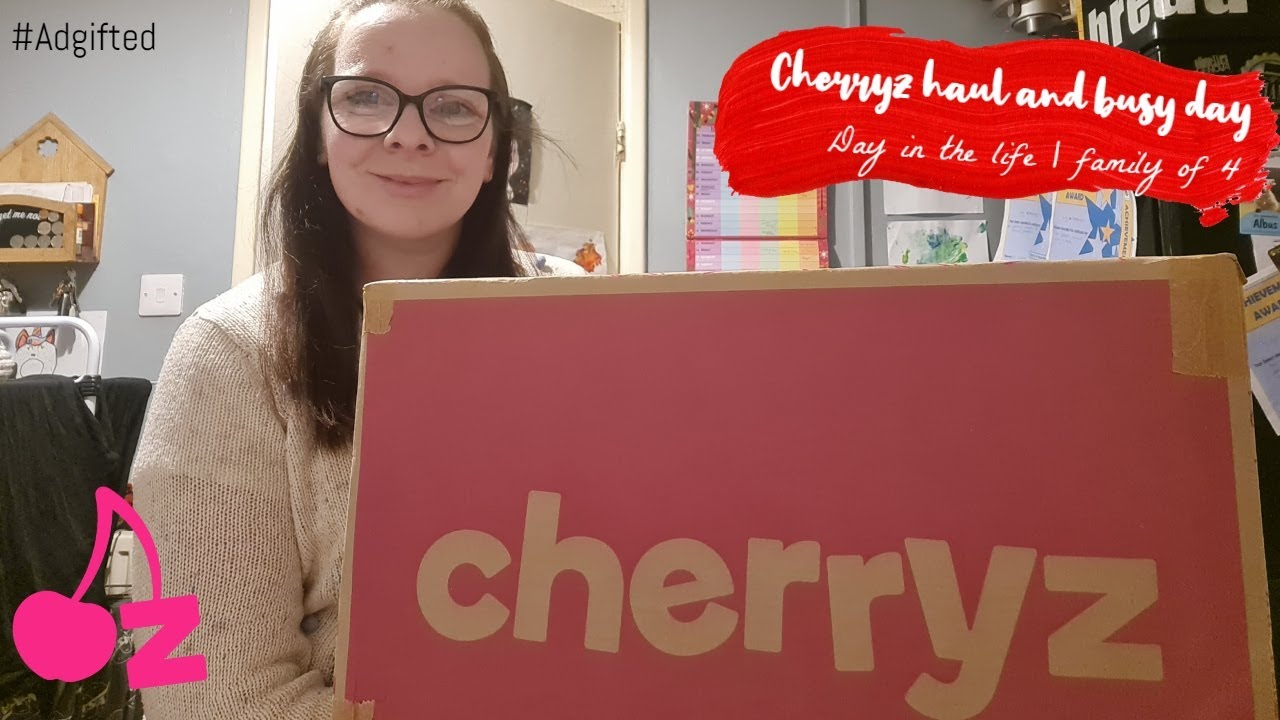 AdGifted VLOGMAS DAY 15 | CHERRYZ HAUL AND BUSY DAY | UK MUM OF TWO