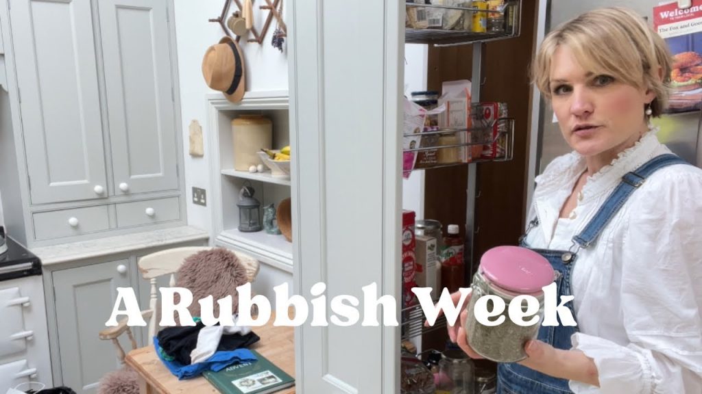 One Of Those Weeks 🤯 Baking Cheese Straws, Trying To Get Stuff Done and FAILING!!