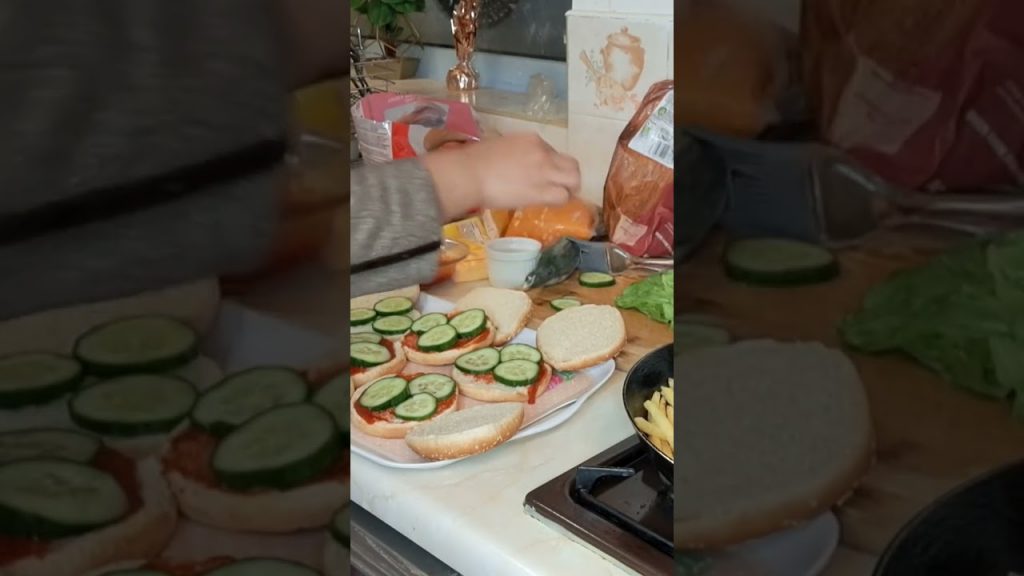 Pakistani mum in uk 🇬🇧 daily vlog.#vlog #facts #viral