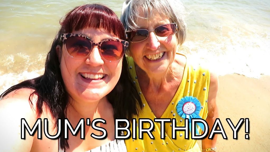 THE WEEKLY | MUM'S 75TH BIRTHDAY | GETTING CRAFTY | WHAT A MESS I AM!