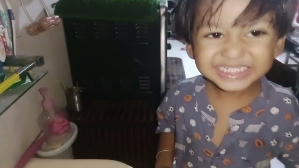 মাএ ৩ বছর সারাদিন একা একা ব্রাশ করে😊|| 3 years baby morning routine ||#babyvlog #morningroutine