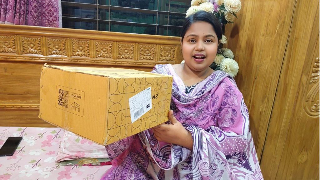 হাতে টাকা আসলে আমি এই ভাবে অপচয় করি..  VLOG 😁  Bangladeshi Blogger Shilpi