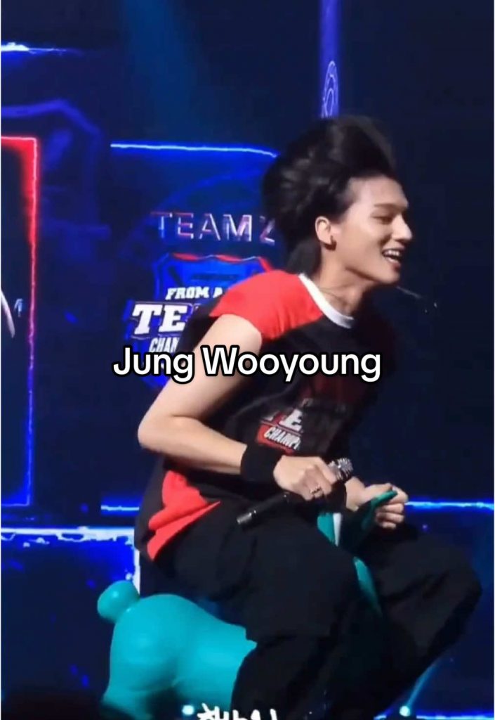 @1117bluesummer Wooyoung being random and funny #ateez #에이티즈 #wooyoung #jungwooy...