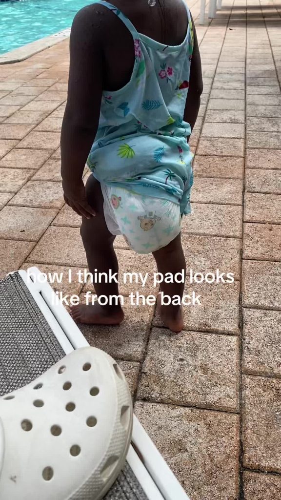 @__chrisssyy_ Babies are so funny   #fyp That is NOT my child! That is my baby c...