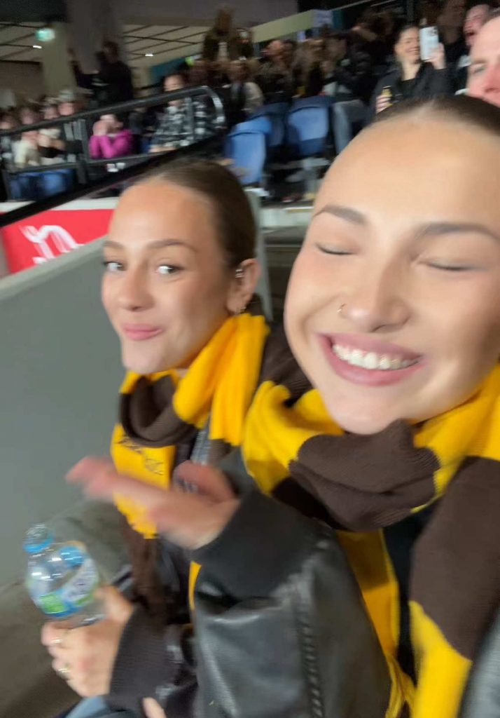 @alanaaceski We are so funny  ...