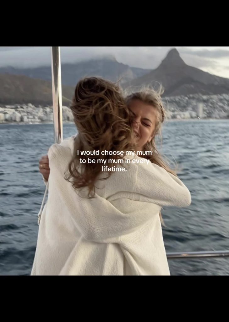 @angelluvhr Happy Mother’s Day!! #mothersday #mom #love #fyp #repost #flowers  ...