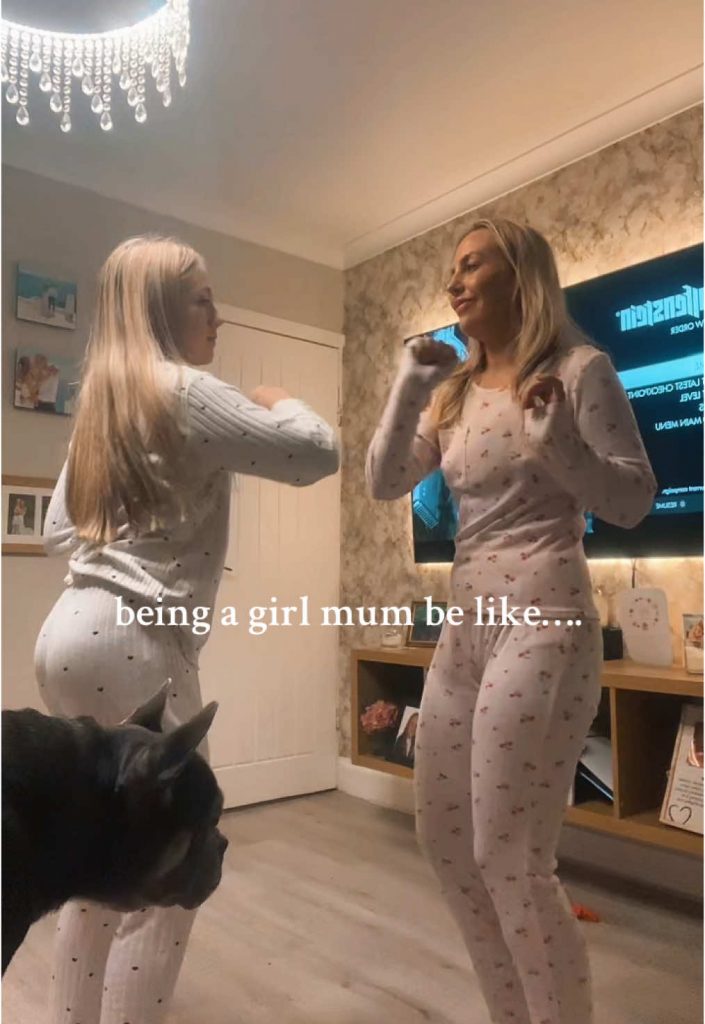 @beckysdiaryxo New dances to learn daily  #girlmom #momtok  ...