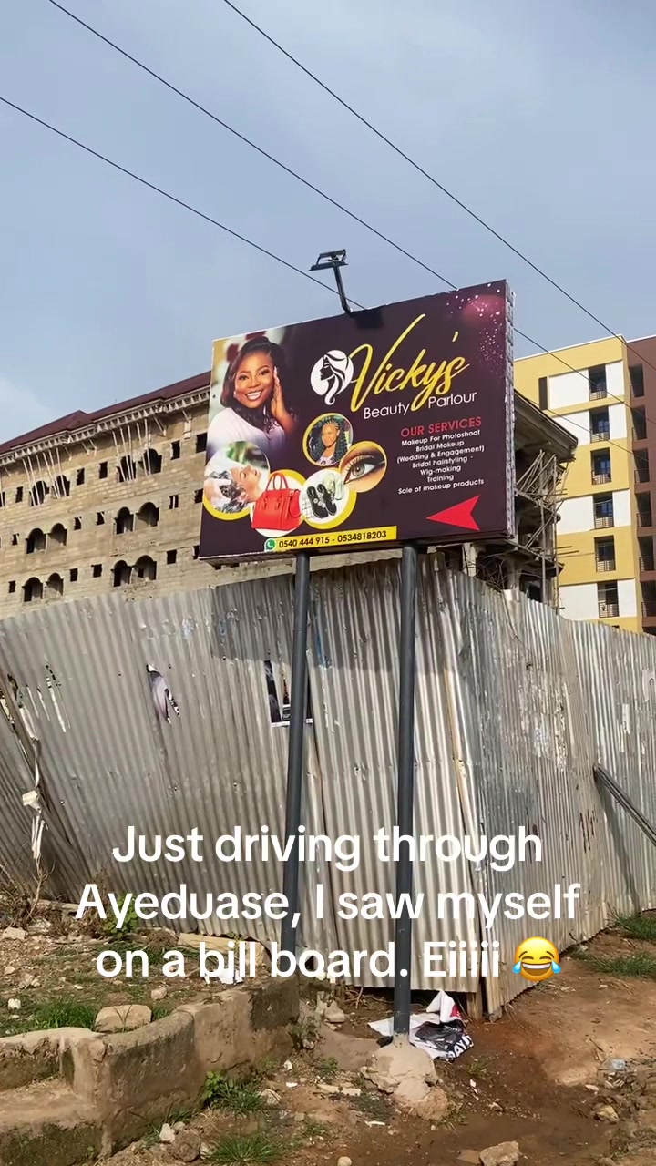 @berla_trendz It’s very funny ooo. I remember someone also  telling me she saw m...