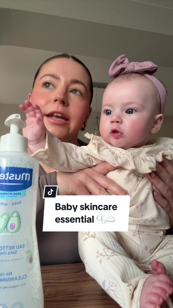 @chlorow0 If there is one baby care product I tell every Mum to get its this! It...