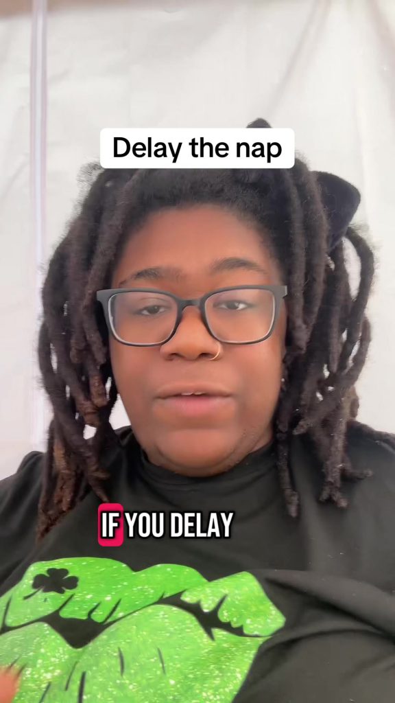 @christienxchelsey Delay your baby nap for good long sleep #baby #nap #babyadvic...