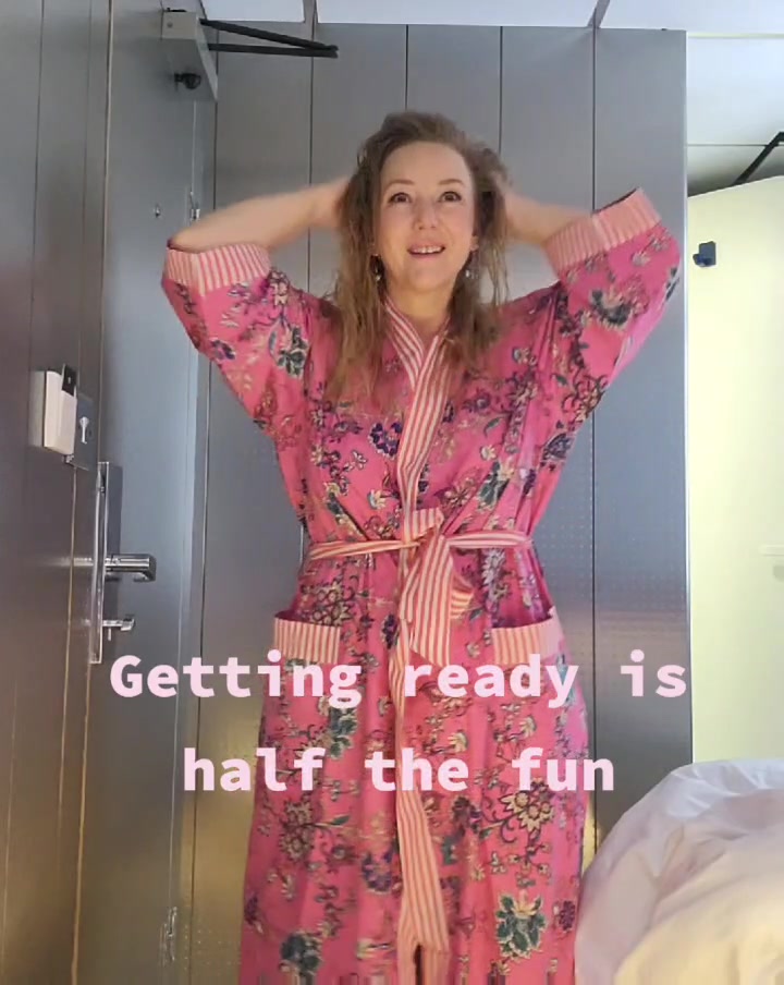 @crystalsunshine09 I love taking new time getting ready  #maturewomen #momsoftik...