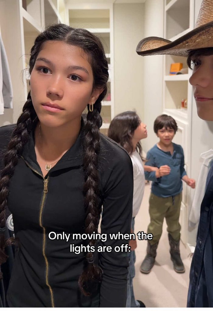 @esthalla This was not as funny as I thought it would be.  @FamiliaDiamond  ...