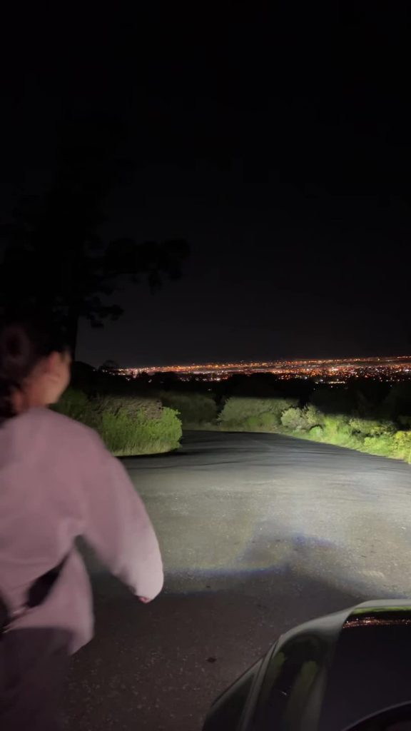 @heyitzoej Iām deadddd this is so funny ...