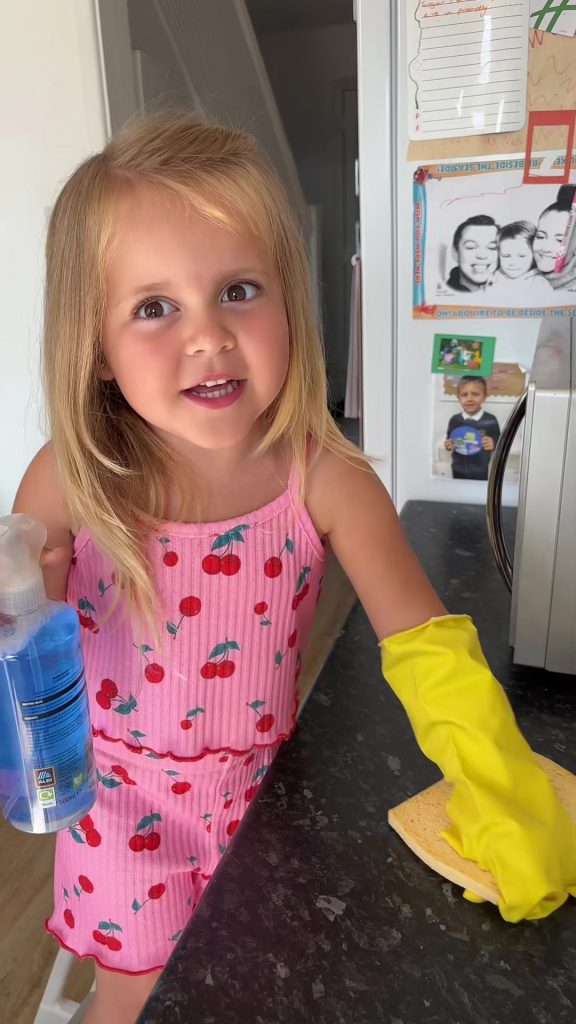 @leanneschapman James went viral for this video 2 years ago now, will Ava?   its...