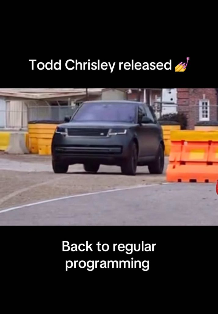 @love_myself_affirmations Idc what they did, they are funny. #toddchrisley #juli...