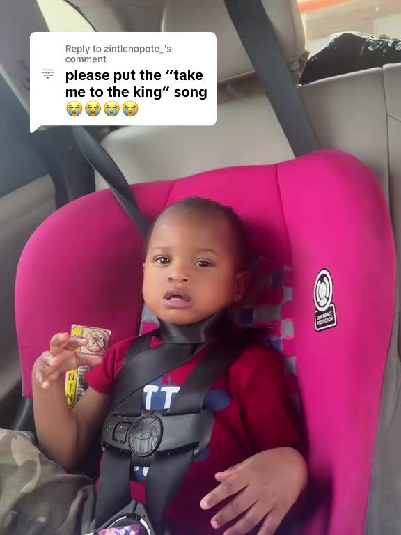 @mayseeooh Replying to @zintlenopote_ yall comments too funny  but HER name nyza...