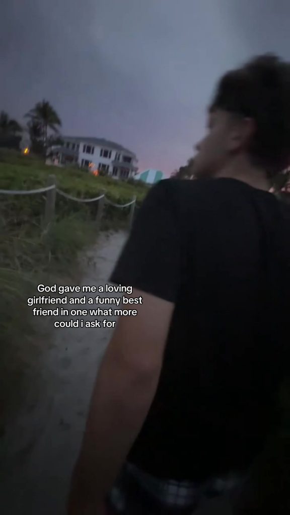 @michaelburrr #fyp #xyzbca #girlfriend #viral #beach @sophia  ...