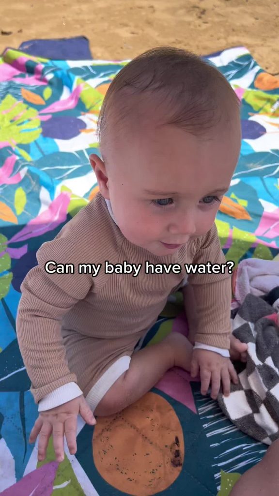 @onemamamidwife Did you know that for a baby under 6 months, drinking water can ...