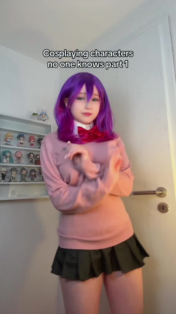 @upminaaaa The anime was funny though #kisshimnotme #kisshimnotmecosplay #cospla...