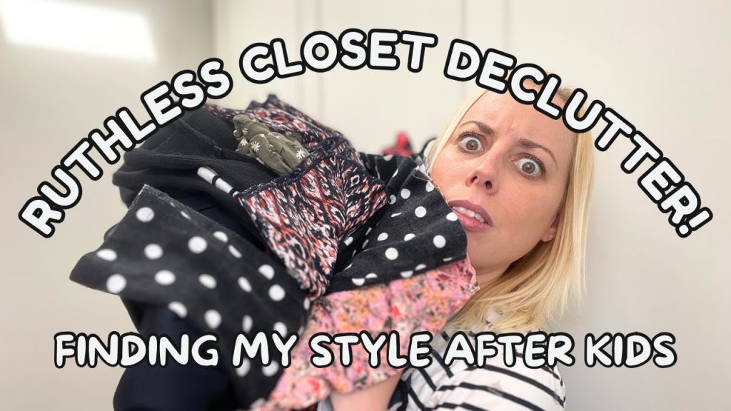 EXTREME CLOSET DECLUTTER: Trying it all on and throwing it all out! UK mum trying to find her style