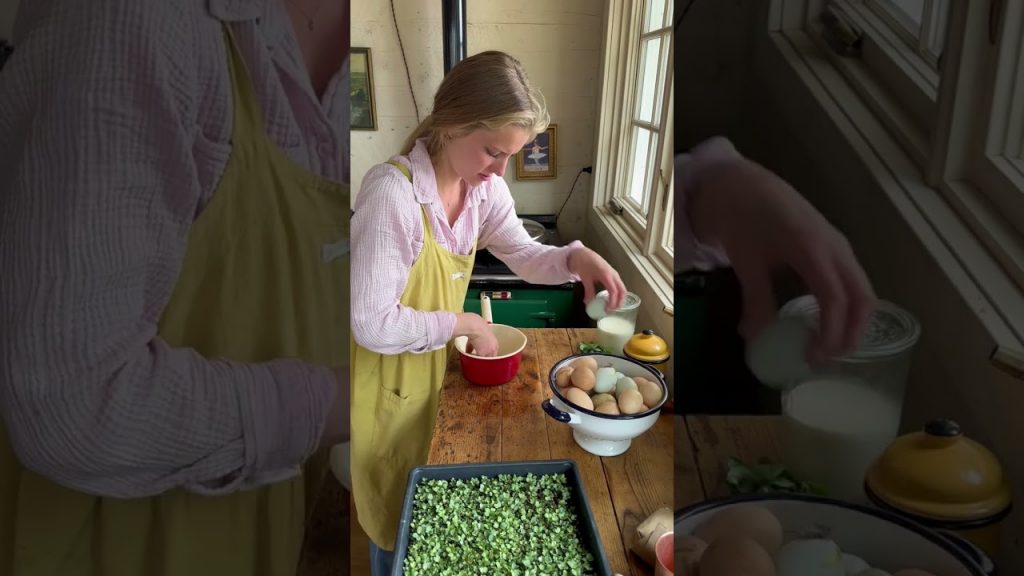 Farm Lunch with our Hens' Eggs! 🌱🐑🥛🥚