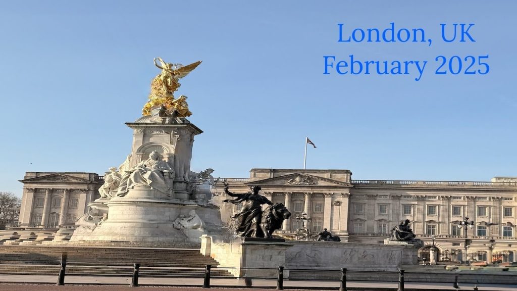 London Feb 25 - Mother/daughter style!